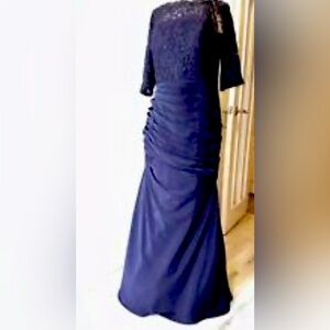 La femme!!! Gorgeous dress… mother of the bride/ groom